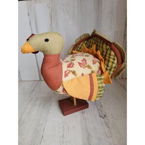 Hallmark plush stuffed Centerpiece Turkey Thanksgiving home decor fall